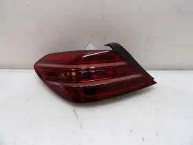 92410-g9510 Genesis G70 Left Tail Light Quarter Panel Mount Oem 22 23 2022 2023