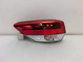 81560-0e160 Toyota Highlander Left Tail Light Quarter Panel Oem 17 18 2017 2018