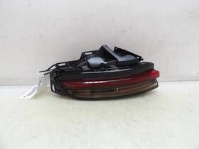 Toyota 81560-30e80 Crown Left Tail Light Quarter Panel Oem 2023 2024 2025