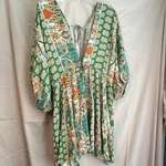 Cupshe Green Floral V-neck Tie Front Cover Puff 3/4 Sleeve Size M Pre-owned. Price: $20.00.