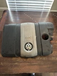 2007-2008 Volkswagen Jetta 2.5L Engine Cover And Intake Filter 07K129607E Oem. Used. Price: $55.20.